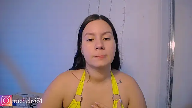 Mia  reys online show from 3, 2, 2025