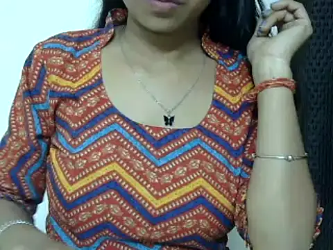 Snapshot of momo_lov chatting on 22, 2, 2025 momo lov online show from 22, 2, 2025