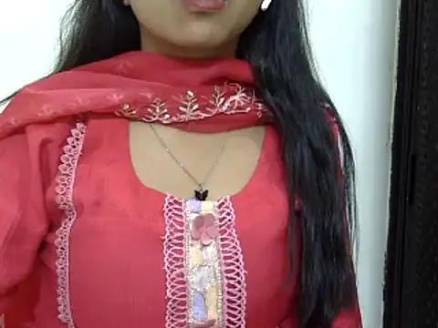 Snapshot of momo_lov chatting on 10, 3, 2025 momo lov online show from 10, 3, 2025