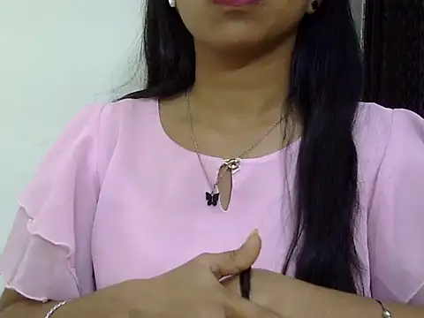 Snapshot of momo_lov chatting on 11, 3, 2025 momo lov online show from 11, 3, 2025