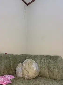 sweet18creamybigpussy online show from 14, 5, 2026