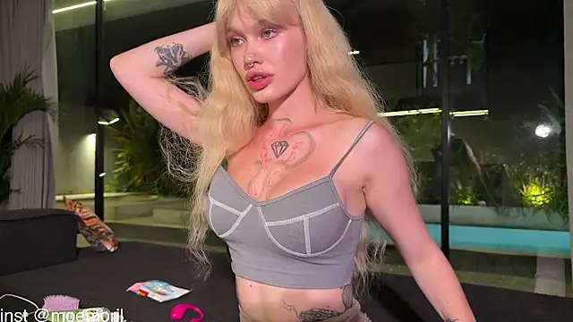 Snapshot of Golden_Aline chatting on 3, 2, 2026 Golden Aline online show from 3, 2, 2026