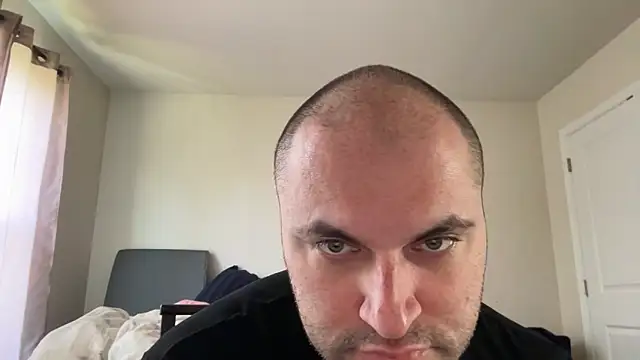 SluggishChase99 online show from 19, 5, 2026