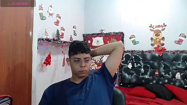 Snapshot of Wiiliam_20 chatting on 4, 12, 2024 Wiiliam 20 online show from 4, 12, 2024