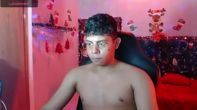 Snapshot of Wiiliam_20 chatting on 11, 12, 2024 Wiiliam 20 online show from 11, 12, 2024