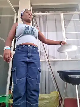 PerfectionBerrie online show from 9, 2, 2025