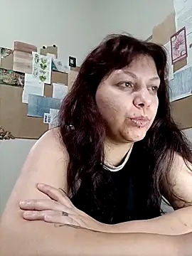 Snapshot of bbyedarling chatting on 10, 9, 2025 bbyedarling online show from 10, 9, 2025