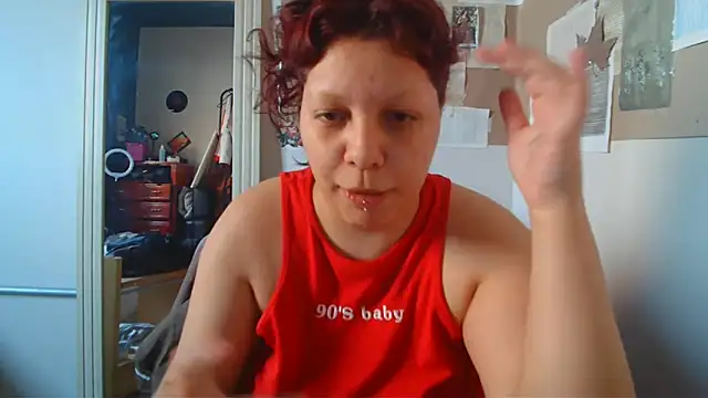 Snapshot of bbyedarling chatting on 21, 9, 2025 bbyedarling online show from 21, 9, 2025