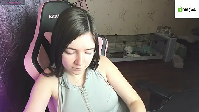 Snapshot of Crazy_forest_fairy chatting on 30, 10, 2025 Crazy forest fairy online show from 30, 10, 2025