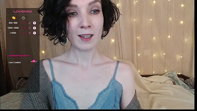 Snapshot of TinaWince chatting on 7, 12, 2024 TinaWince online show from 7, 12, 2024