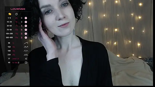 Snapshot of TinaWince chatting on 23, 12, 2024 TinaWince online show from 23, 12, 2024
