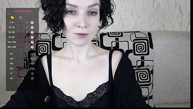 Snapshot of TinaWince chatting on 7, 2, 2025 TinaWince online show from 7, 2, 2025