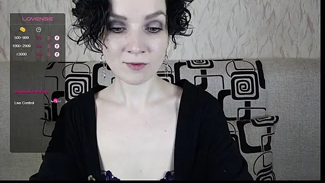 Snapshot of TinaWince chatting on 27, 2, 2025 TinaWince online show from 27, 2, 2025