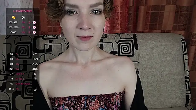 Snapshot of TinaWince chatting on 21, 6, 2026 TinaWince online show from 21, 6, 2026