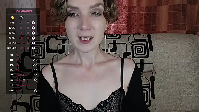 Snapshot of TinaWince chatting on 9, 7, 2026 TinaWince online show from 9, 7, 2026