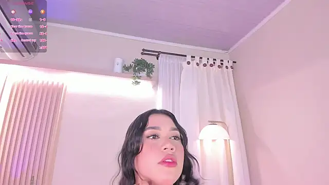 Snapshot of mara_brooks chatting on 22, 11, 2025 mara brooks online show from 22, 11, 2025