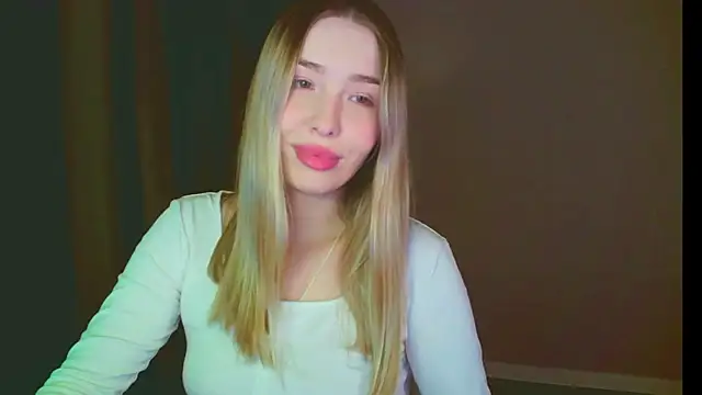 Snapshot of mia_raspberrie chatting on 21, 1, 2025 mia raspberrie online show from 21, 1, 2025