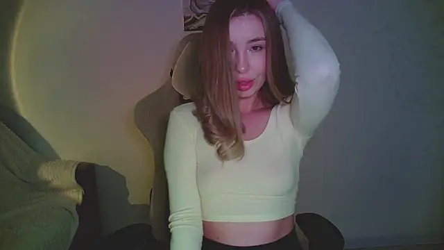 Snapshot of mia_raspberrie chatting on 6, 3, 2026 mia raspberrie online show from 6, 3, 2026