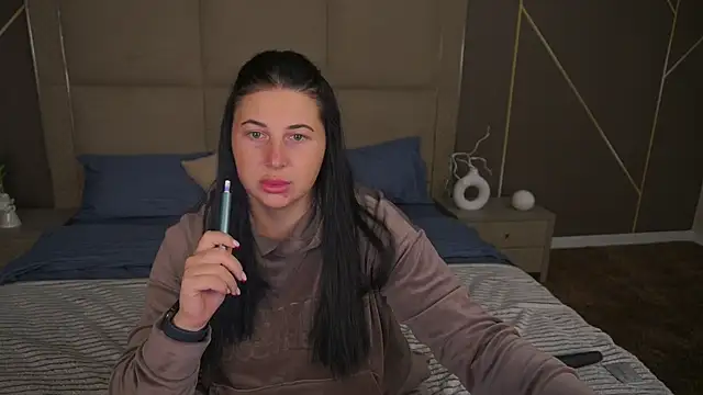 Snapshot of ArianaDarkk chatting on 4, 10, 2025 ArianaDarkk online show from 4, 10, 2025