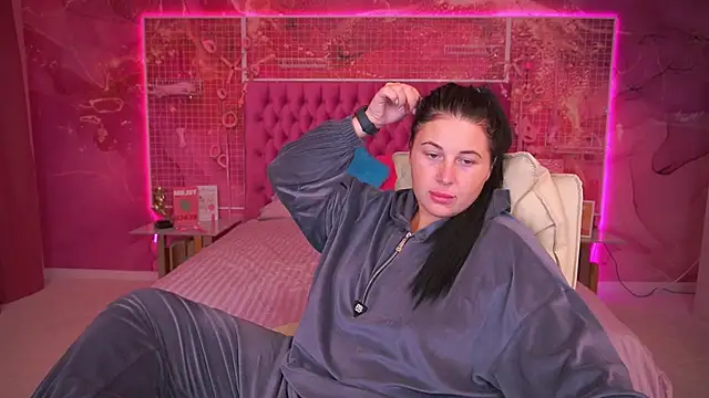 Snapshot of ArianaDarkk chatting on 9, 10, 2025 ArianaDarkk online show from 9, 10, 2025