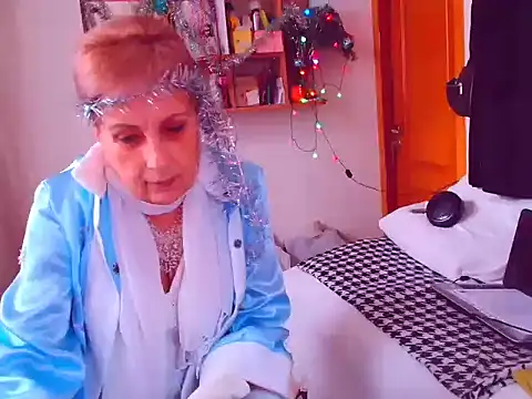 Snapshot of Victoria5643 chatting on 11, 1, 2025 Victoria5643 online show from 11, 1, 2025