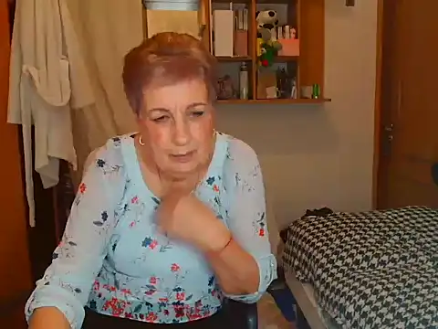 Snapshot of Victoria5643 chatting on 21, 2, 2025 Victoria5643 online show from 21, 2, 2025