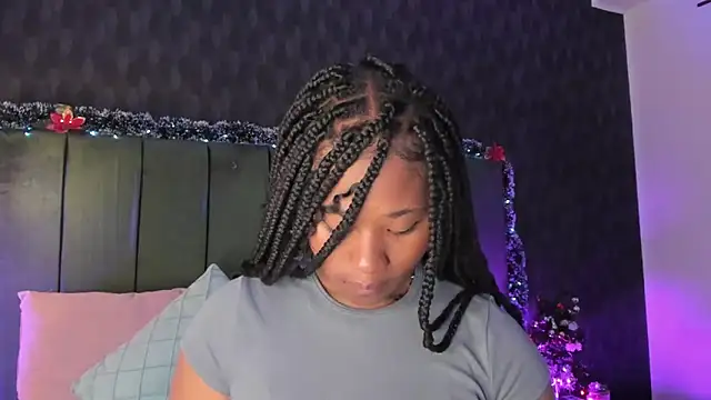 Snapshot of Anneth__M chatting on 19, 12, 2024 Anneth M online show from 19, 12, 2024