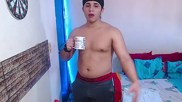 Snapshot of MathiasBeckerx chatting on 21, 2, 2025 MathiasBeckerx online show from 21, 2, 2025