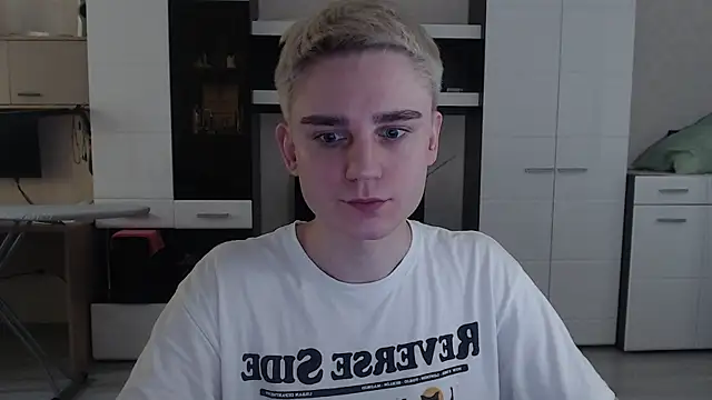 Snapshot of angryzan chatting on 4, 3, 2025 angryzan online show from 4, 3, 2025