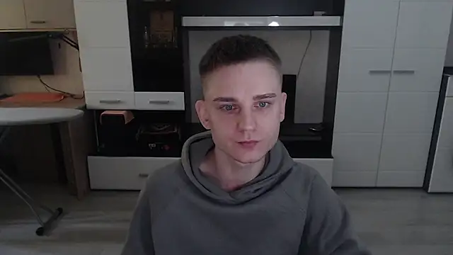 Snapshot of angryzan chatting on 3, 10, 2025 angryzan online show from 3, 10, 2025