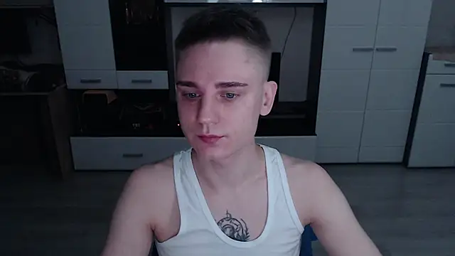 Snapshot of angryzan chatting on 22, 10, 2025 angryzan online show from 22, 10, 2025