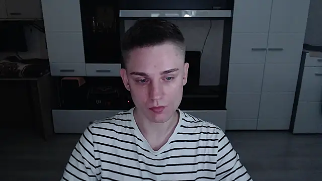 Snapshot of angryzan chatting on 24, 10, 2025 angryzan online show from 24, 10, 2025