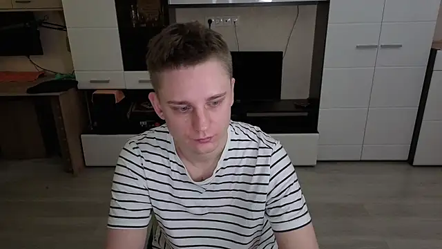 Snapshot of angryzan chatting on 7, 11, 2025 angryzan online show from 7, 11, 2025