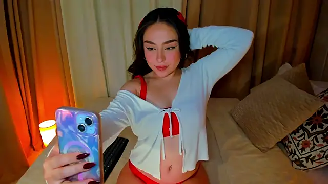 Snapshot of SofiMeza chatting on 4, 3, 2025 SofiMeza online show from 4, 3, 2025