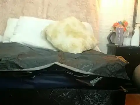 Snapshot of hairy_pussywet chatting on 25, 1, 2025 hairy pussywet online show from 25, 1, 2025