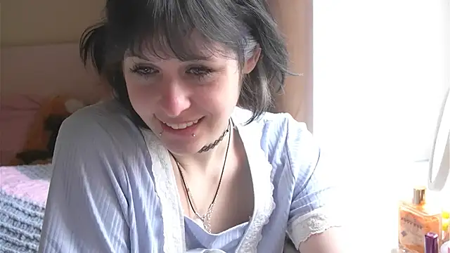 Snapshot of lily_noris chatting on 14, 12, 2025 lily noris online show from 14, 12, 2025