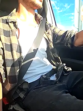 Snapshot of Zeefy chatting on 28, 9, 2025 Zeefy online show from 28, 9, 2025