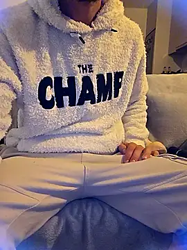 Snapshot of Zeefy chatting on 10, 10, 2025 Zeefy online show from 10, 10, 2025