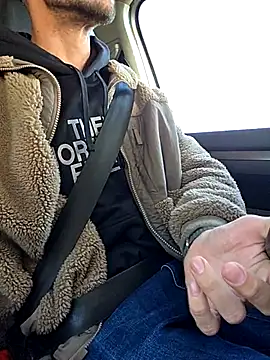 Snapshot of Zeefy chatting on 20, 10, 2025 Zeefy online show from 20, 10, 2025