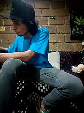 Pitudo20cmm online show from 19, 9, 2025