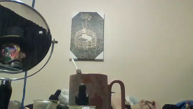 hailzeffn online show from 9, 5, 2026