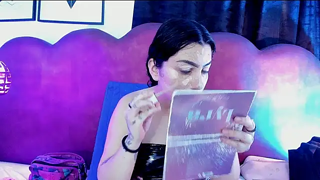 Snapshot of sophy_rock chatting on 14, 6, 2026 sophy rock online show from 14, 6, 2026