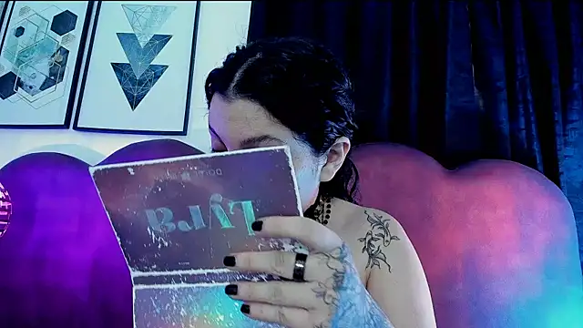 Snapshot of sophy_rock chatting on 23, 6, 2026 sophy rock online show from 23, 6, 2026