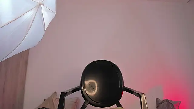  miamadison online show from 20, 2, 2025