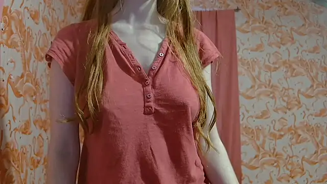 Snapshot of strawberrysmoothie chatting on 26, 9, 2025 strawberrysmoothie online show from 26, 9, 2025