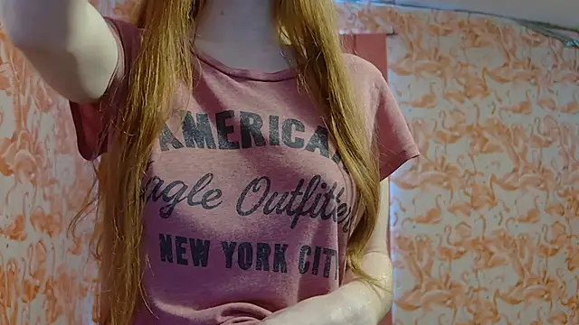 strawberrysmoothie online show from 26, 11, 2025