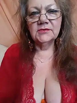 Snapshot of Snezhana chatting on 8, 6, 2026 Snezhana online show from 8, 6, 2026