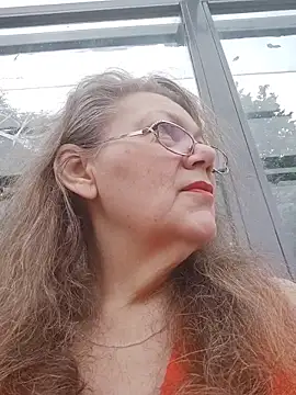 Snapshot of Snezhana chatting on 11, 6, 2026 Snezhana online show from 11, 6, 2026