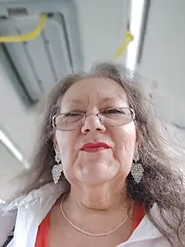 Snapshot of Snezhana chatting on 14, 7, 2026 Snezhana online show from 14, 7, 2026
