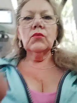 Snapshot of Snezhana chatting on 22, 7, 2026 Snezhana online show from 22, 7, 2026